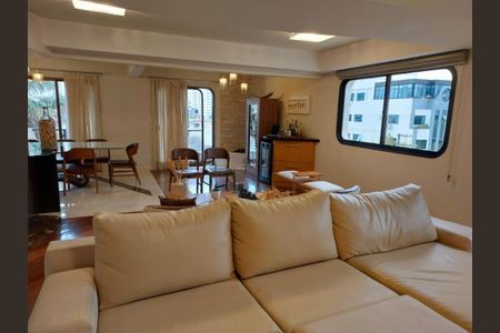 Apartamento à venda com 240m², 4 quartos e 3 vagas