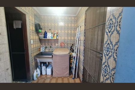 Casa à venda com 180m², 3 quartos e 2 vagas