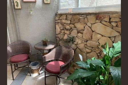 Casa à venda com 310m², 5 quartos e 2 vagas