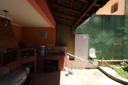 Casa à venda com 283m², 4 quartos e 2 vagasÁrea comum - Churrasqueira