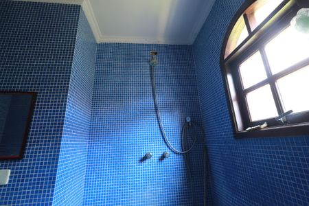 Casa à venda com 283m², 4 quartos e 2 vagasBanheiro da Suíte 4