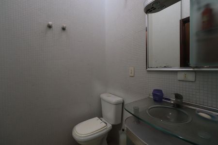 Casa à venda com 283m², 4 quartos e 2 vagasBanheiro da Suíte 1