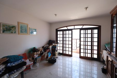 Casa à venda com 283m², 4 quartos e 2 vagasSala 2