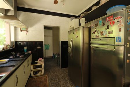 Casa à venda com 283m², 4 quartos e 2 vagasCozinha