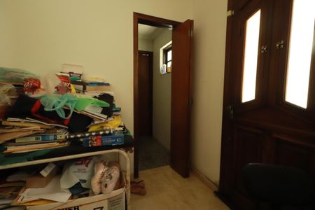 Casa à venda com 283m², 4 quartos e 2 vagasEscritório