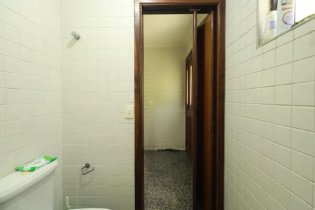 Casa à venda com 283m², 4 quartos e 2 vagasBanheiro 5