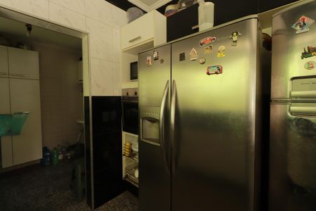 Casa à venda com 283m², 4 quartos e 2 vagasCozinha