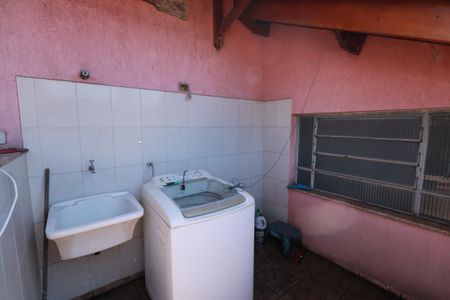 Casa à venda com 283m², 4 quartos e 2 vagasÁrea de Serviço