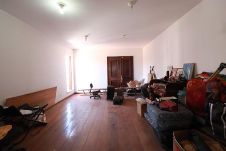 Casa à venda com 283m², 4 quartos e 2 vagasSala 3