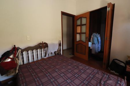 Casa à venda com 283m², 4 quartos e 2 vagasSuíte 4