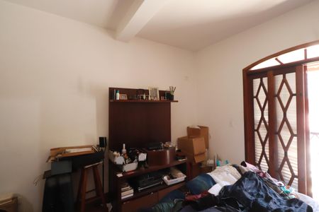 Casa à venda com 283m², 4 quartos e 2 vagasSuíte 3