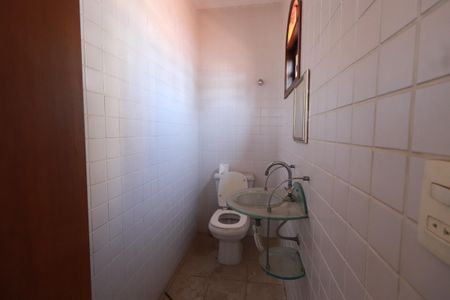 Casa à venda com 283m², 4 quartos e 2 vagasLavabo 1