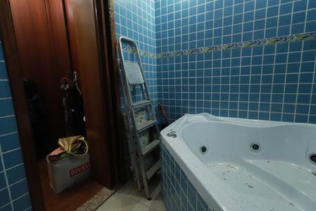 Casa à venda com 283m², 4 quartos e 2 vagasBanheiro da Suíte 3