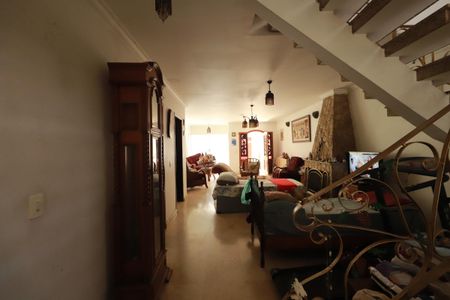 Casa à venda com 283m², 4 quartos e 2 vagasSala