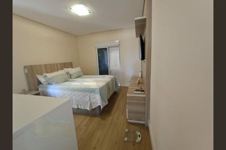 Casa à venda com 231m², 3 quartos e 6 vagas