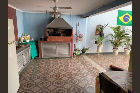 Casa à venda com 210m², 3 quartos e 3 vagas