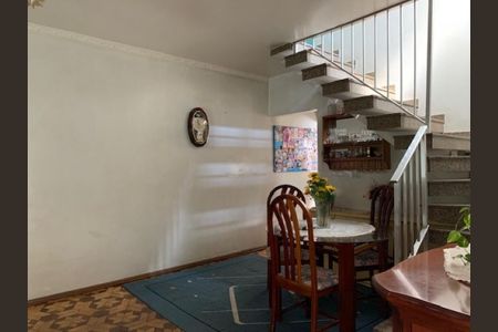 Casa à venda com 210m², 3 quartos e 3 vagas