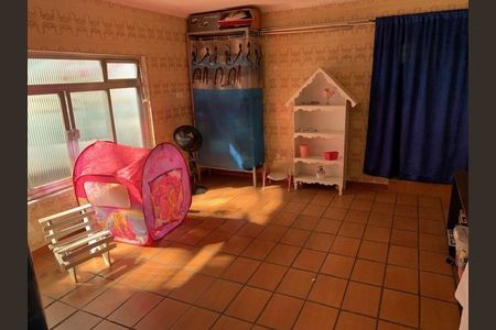 Casa à venda com 210m², 3 quartos e 3 vagas