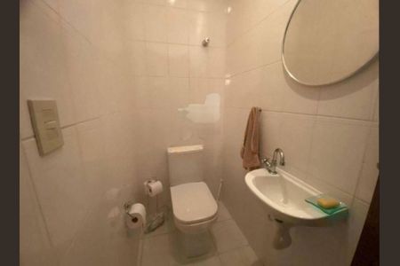 Casa à venda com 159m², 3 quartos e 2 vagas