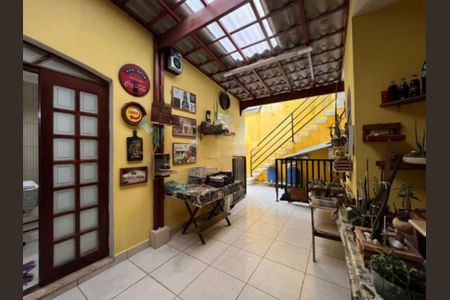 Casa à venda com 435m², 3 quartos e 2 vagas