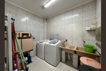 Casa à venda com 435m², 3 quartos e 2 vagas