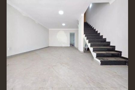 Casa à venda com 224m², 3 quartos e 5 vagas