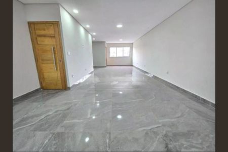 Casa à venda com 3 quartos, 224m² em Vila Carrão, São Paulo