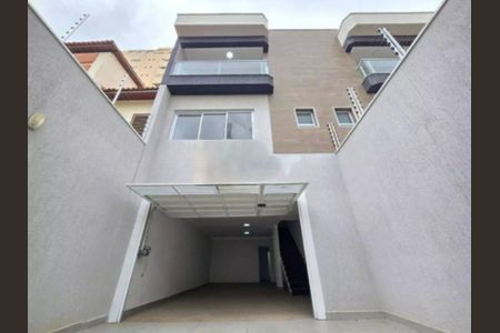Casa à venda com 224m², 3 quartos e 5 vagas