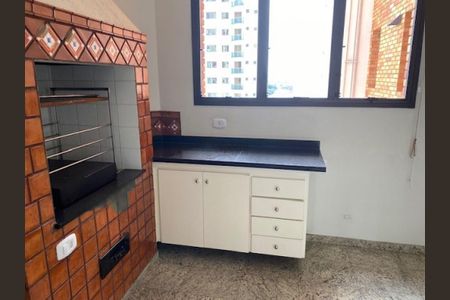 Apartamento à venda com 236m², 4 quartos e 4 vagas