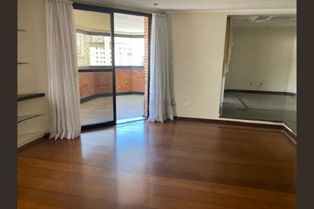 Apartamento à venda com 236m², 4 quartos e 4 vagas