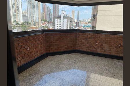 Apartamento à venda com 236m², 4 quartos e 4 vagas