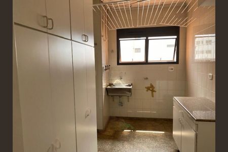 Apartamento à venda com 236m², 4 quartos e 4 vagas