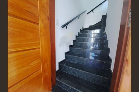 Casa à venda com 105m², 2 quartos e 2 vagas