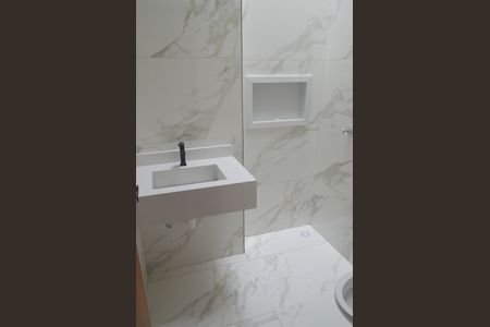 Casa à venda com 160m², 3 quartos e 3 vagasBanheiro da Suíte