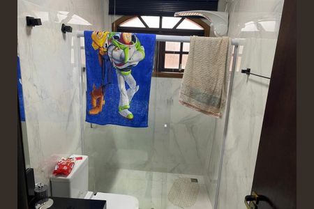 Casa à venda com 281m², 3 quartos e 3 vagas