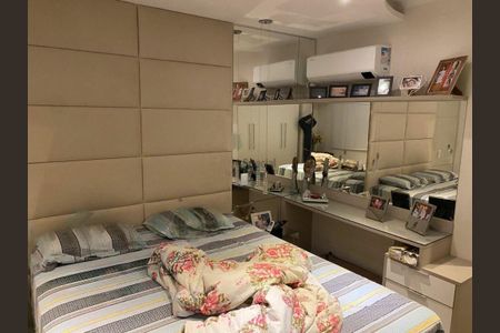 Casa à venda com 281m², 3 quartos e 3 vagas