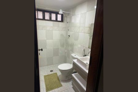 Casa à venda com 281m², 3 quartos e 3 vagas