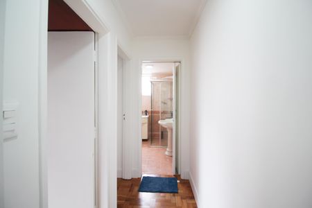 Apartamento à venda com 84m², 2 quartos e 1 vagaCorredor 