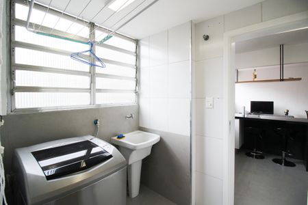 Apartamento à venda com 84m², 2 quartos e 1 vagaÁrea de Serviço