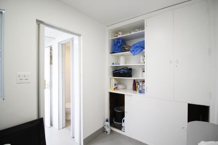 Apartamento à venda com 84m², 2 quartos e 1 vagaQuarto de Serviço