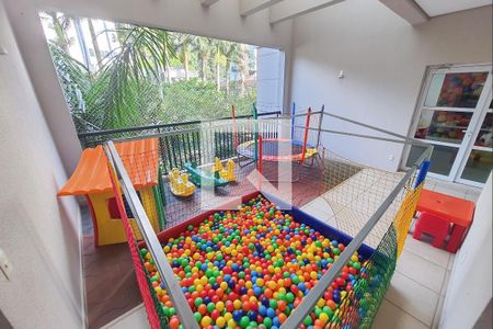 Apartamento à venda com 108m², 3 quartos e 2 vagasÁrea comum - Playground