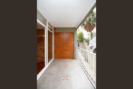Apartamento à venda com 102m², 2 quartos e 1 vaga Apartamento à venda com 102m², 2 quartos e 1 vagaVaranda e Vista