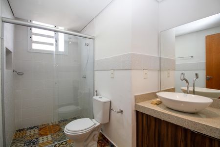 Apartamento à venda com 102m², 2 quartos e 1 vaga Apartamento à venda com 102m², 2 quartos e 1 vagaBanheiro Social