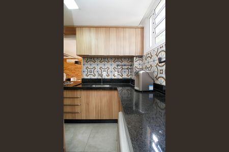 Apartamento à venda com 102m², 2 quartos e 1 vaga Apartamento à venda com 102m², 2 quartos e 1 vagaCozinha