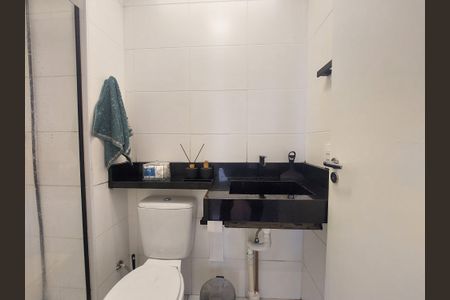 Apartamento para alugar com 33m², 2 quartos e sem vaga Apartamento para alugar com 33m², 2 quartos e sem vagaBanheiro