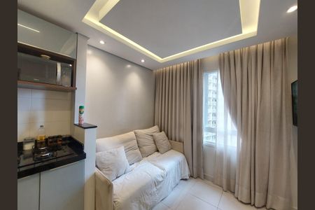 Apartamento para alugar com 33m², 2 quartos e sem vaga Apartamento para alugar com 33m², 2 quartos e sem vagaSala