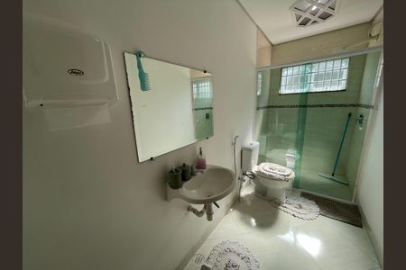 Casa para alugar com 450m², 7 quartos e 5 vagas Casa para alugar com 450m², 7 quartos e 5 vagasBanheiro da Suíte 1