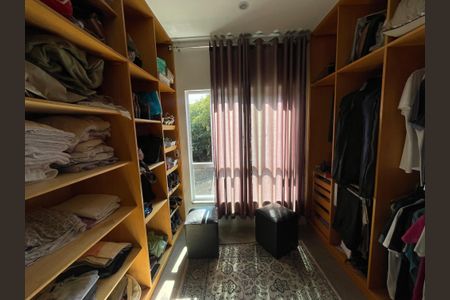 Casa para alugar com 450m², 7 quartos e 5 vagas Casa para alugar com 450m², 7 quartos e 5 vagasCloset