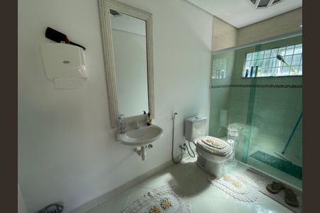 Casa para alugar com 450m², 7 quartos e 5 vagas Casa para alugar com 450m², 7 quartos e 5 vagasBanheiro da Suíte 3