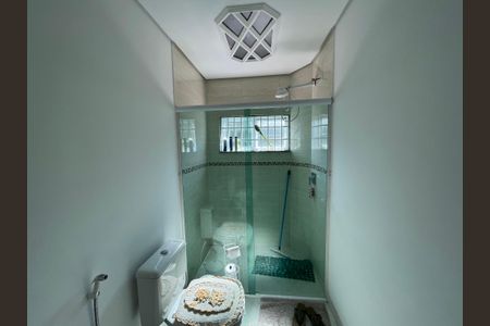 Casa para alugar com 450m², 7 quartos e 5 vagas Casa para alugar com 450m², 7 quartos e 5 vagasBanheiro da Suíte 3